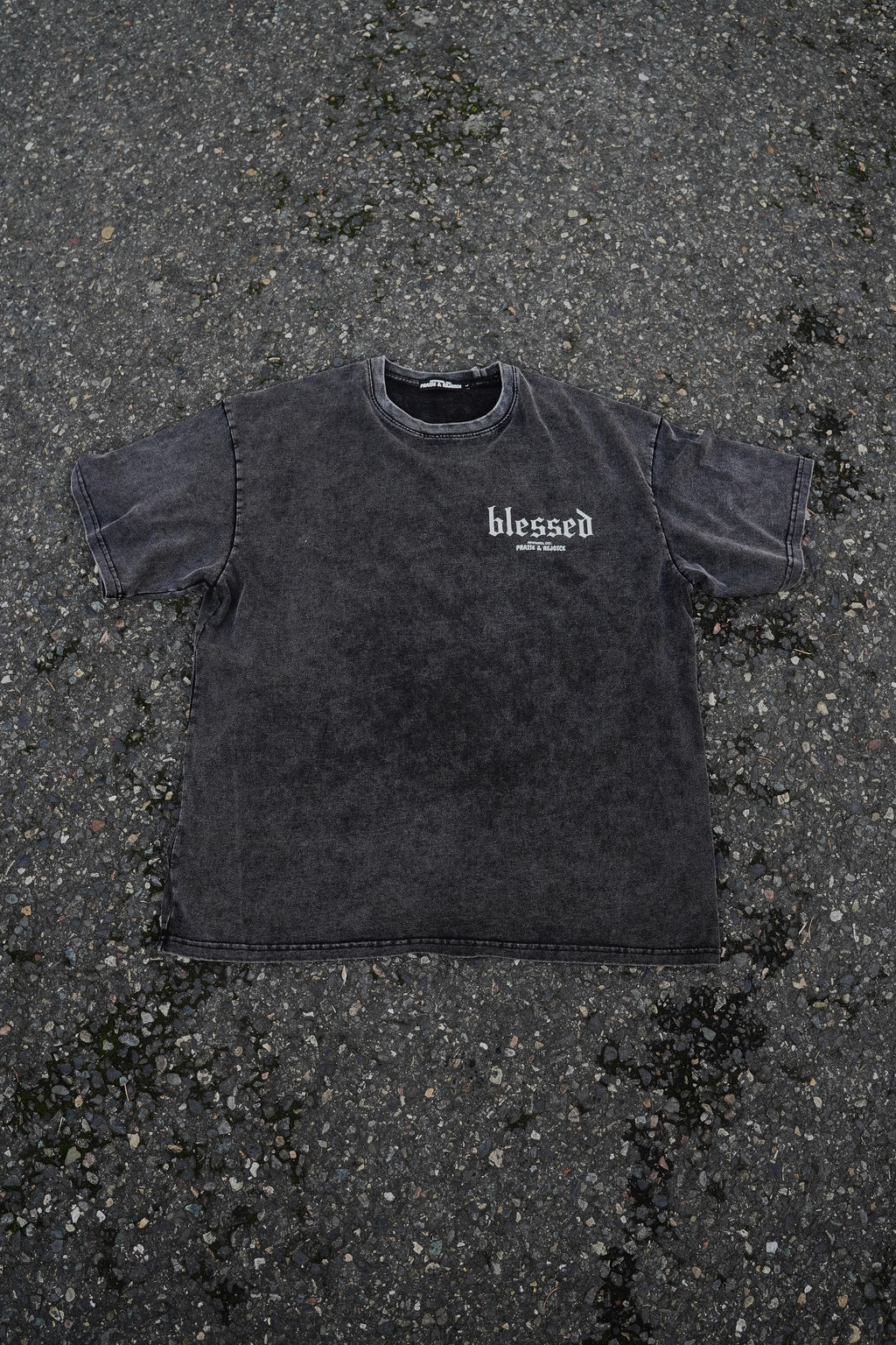 Blessed acid washed T-Shirt