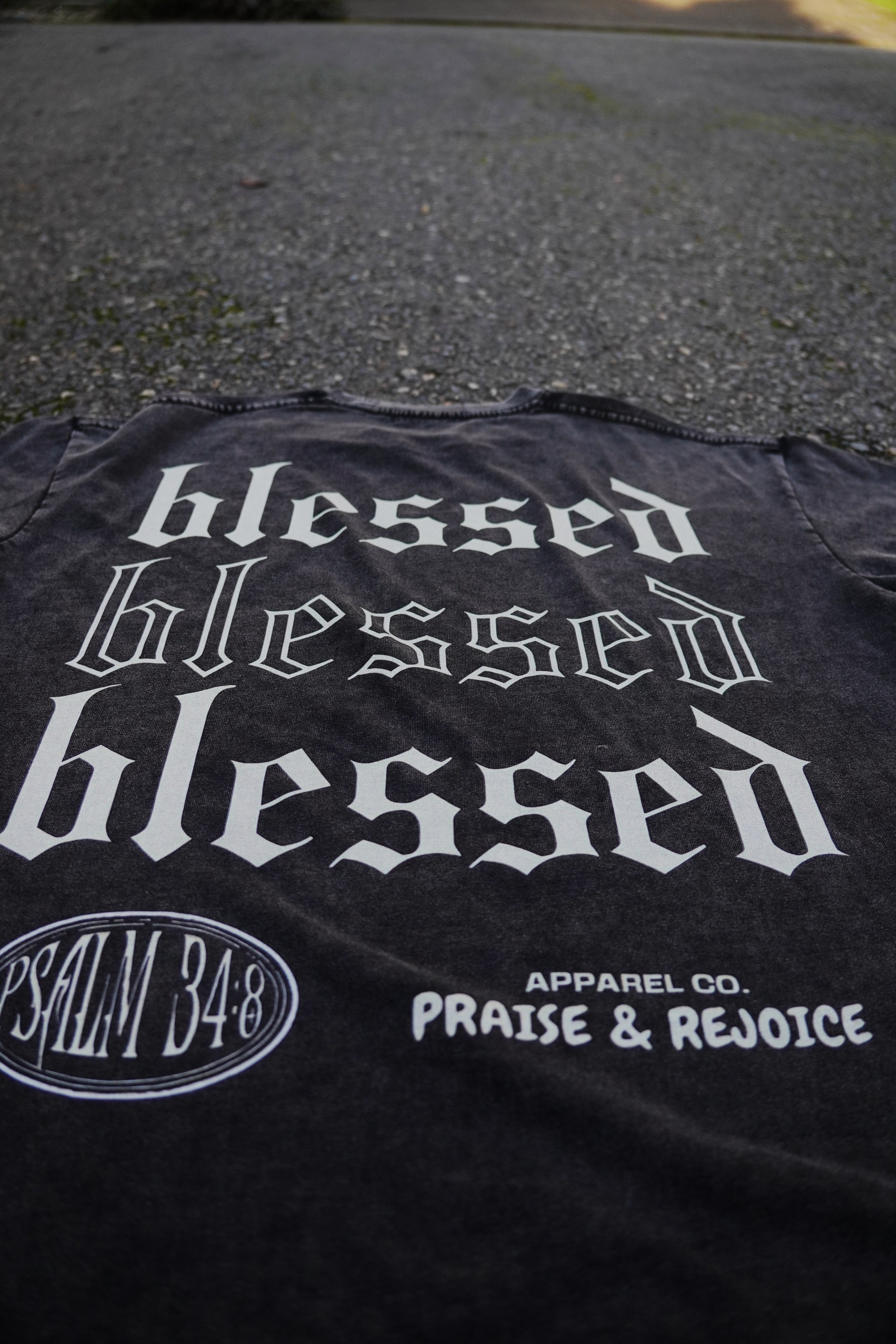 Blessed acid washed T-Shirt